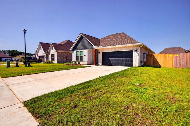 Photo - 7719 Claymont Cir