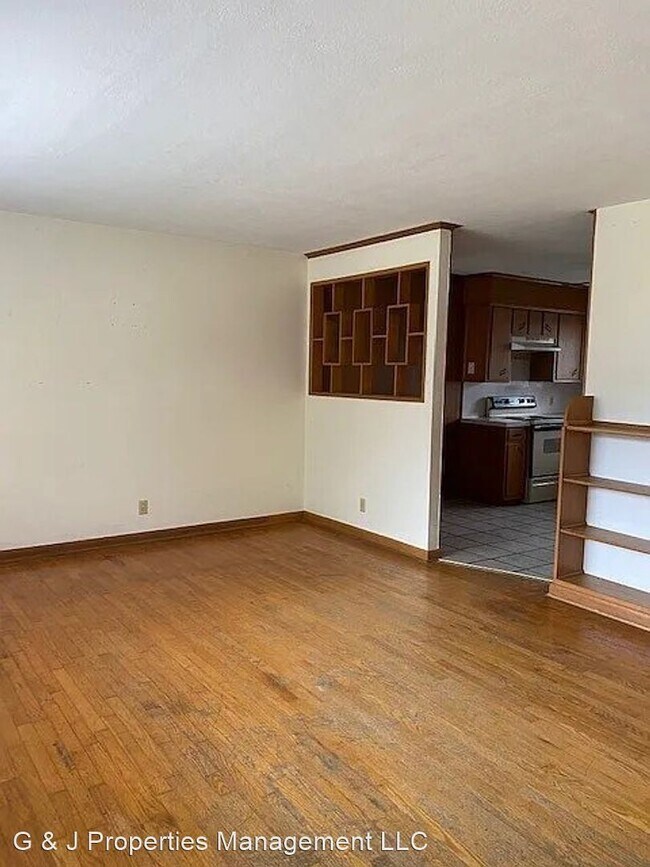 Photo - 2 br, 1 bath House - 810 South Link Avenue