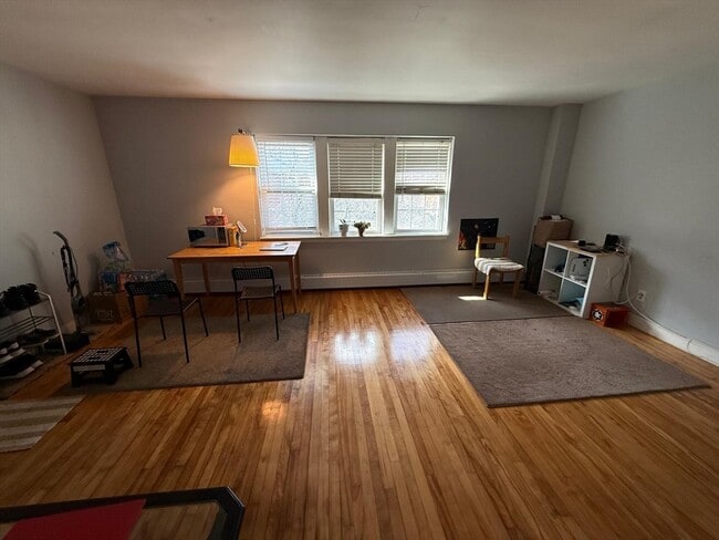 Photo - 78 Boylston St Unit 4