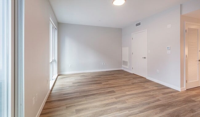 Photo - 50 Rogers St Unit 617