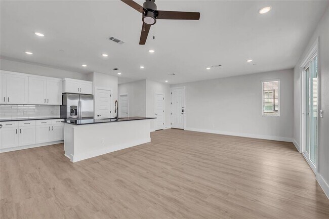 Photo - 7403 Wondering Armadillo Way