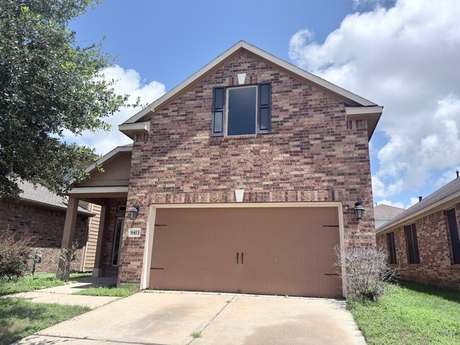 Building Photo - 9413 Savannah Holly Dr