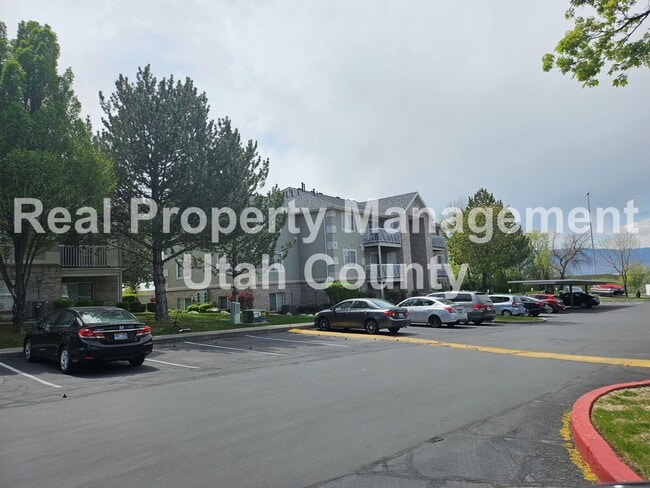 Photo - Orem Condo Top Floor Pet Friendly