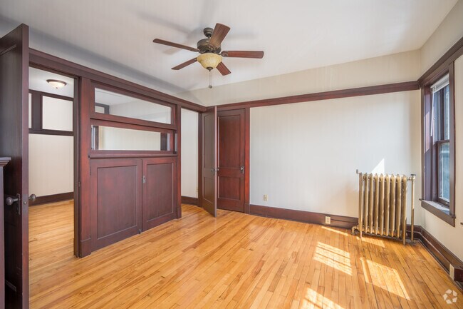 Photo - Legacy Rose Flats