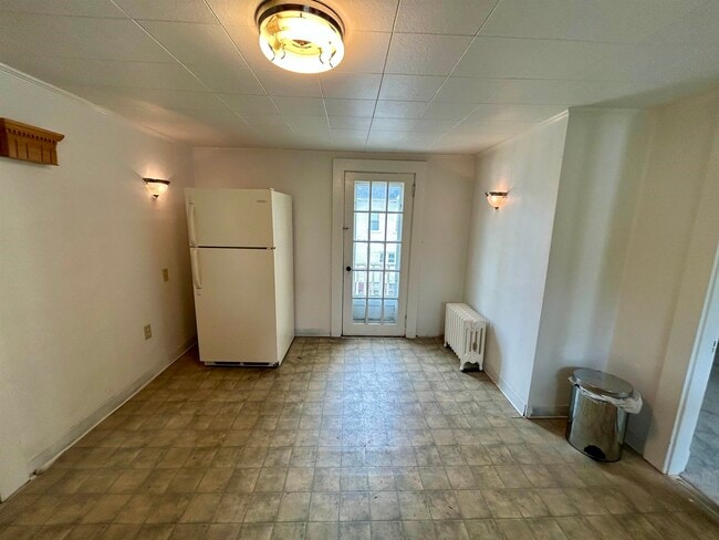 Photo - 61 Silver St Unidad B