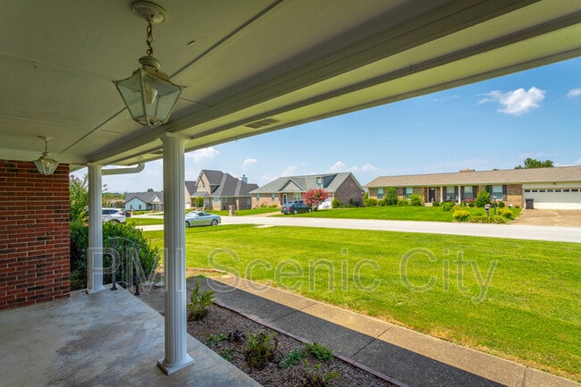 Photo - 8140 Holly Crest Dr