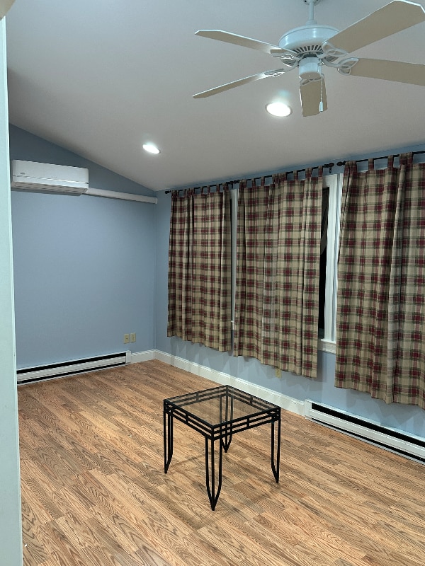 Photo - 9132 Joyce Ln