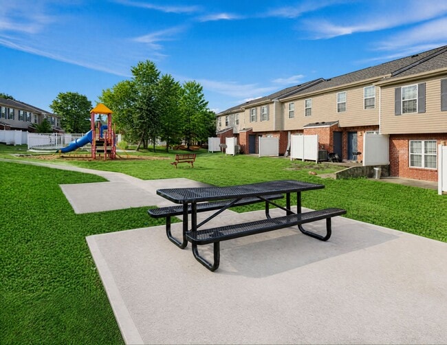 TYLERS CREEK TOWNHOMES