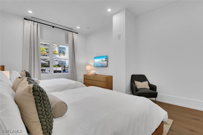 Photo - 201 8th St S Unit 208