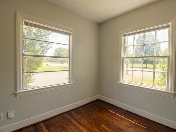 Photo - 2600 Avenue L