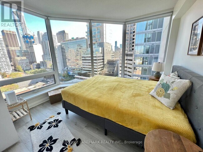 Photo - 155 Yorkville Ave Unité 1407