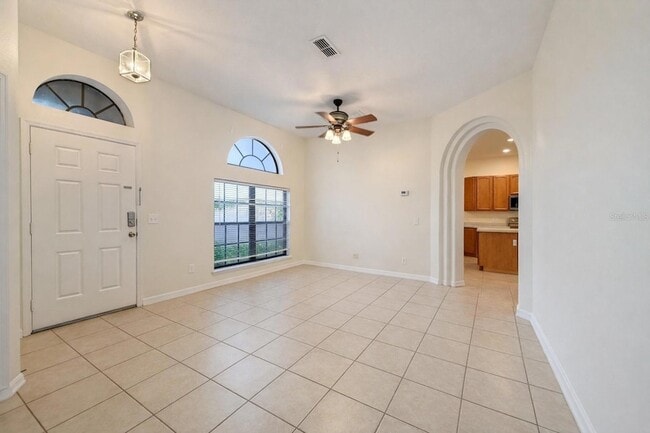 Photo - 540 Coventry Rd