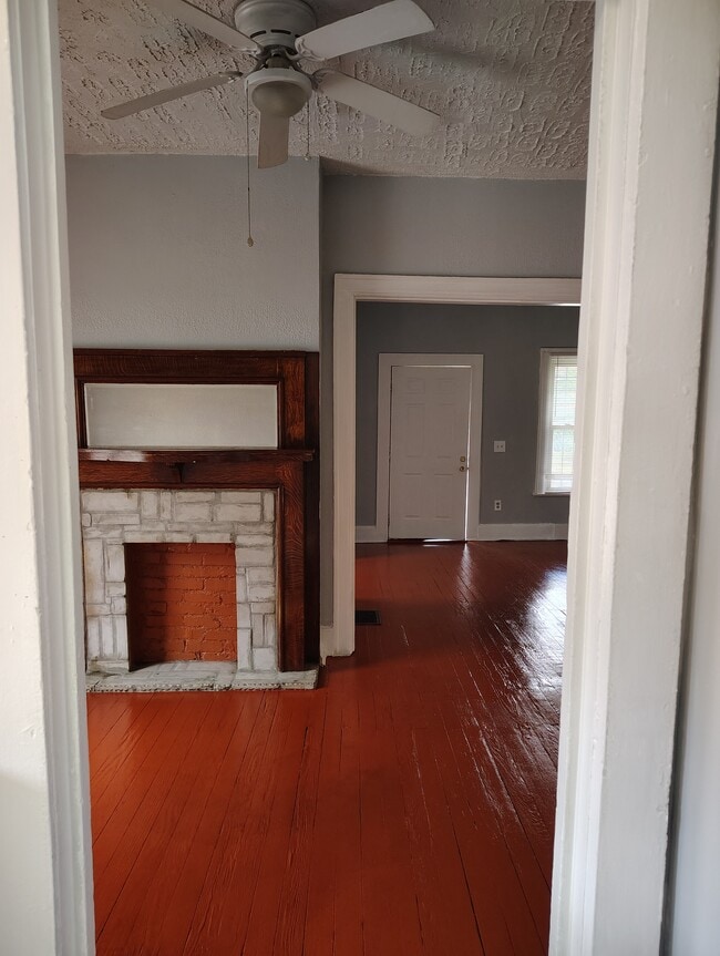 Photo - 1118 Wildwood Ave