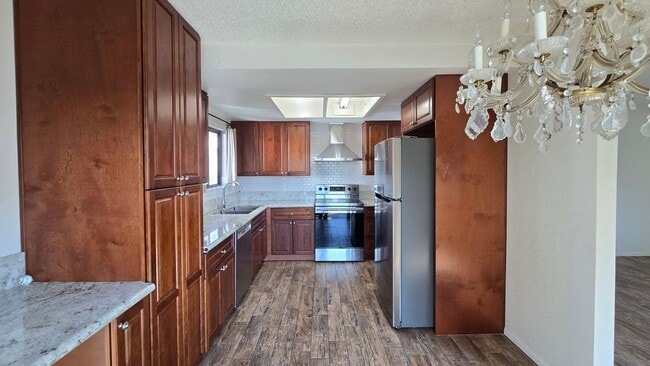 Photo - 1865 E Grand Ave Unidad C