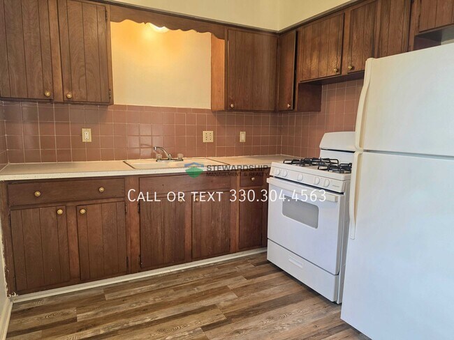 2307 Nesmith Lake Blvd