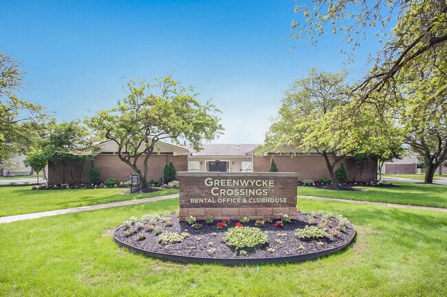 Greenwycke Crossings - Greenwycke Crossings Apartments