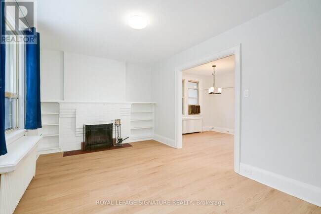 Photo - 27 Hillsboro Ave Unit 3