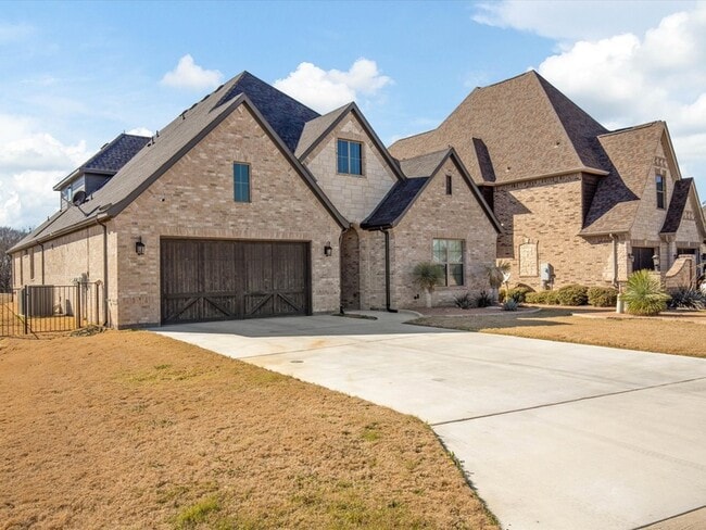 Photo - 2419 Portwood Way