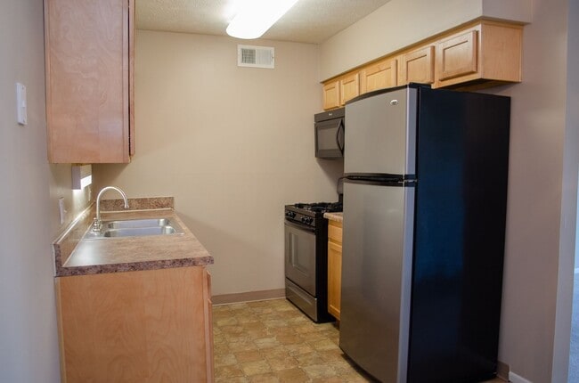 Spring Acres Apartments