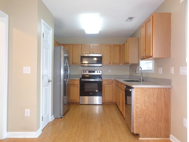 Photo - 509 Brickstone Dr