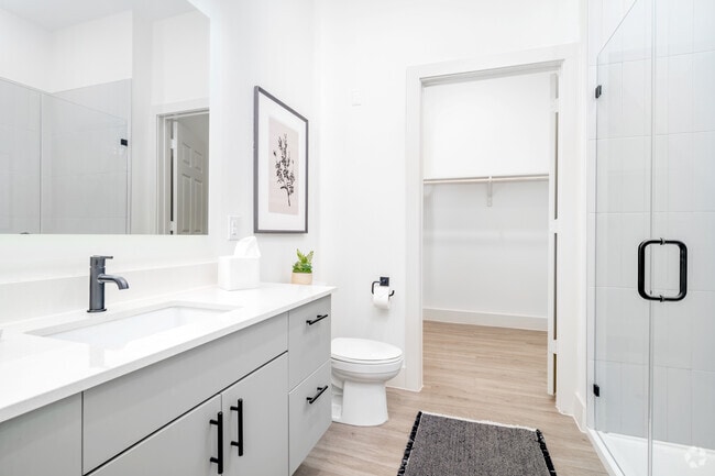 1 habitación, 1 baño - 711 pies cuadrados - Baño