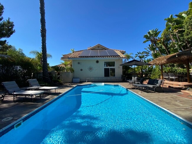 Photo - Stunning 4 bedroom Home with a Pool locate...