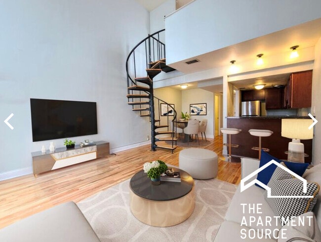 Building Photo - 1223 N La Salle Dr Unit 5B Rental