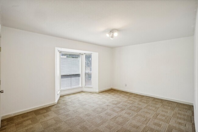 4641 Wild Indigo St Unit 427