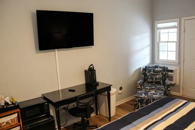 Photo - 125 Royal Poste Rd Unit ID1322119P