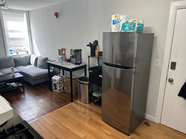 Photo - Nicely updated 2 bed in South Boston!  This is a STEAL at this price!