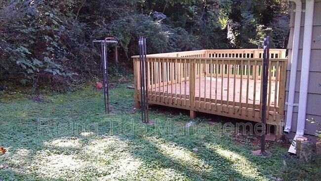 Photo - 700 Biscayne Dr