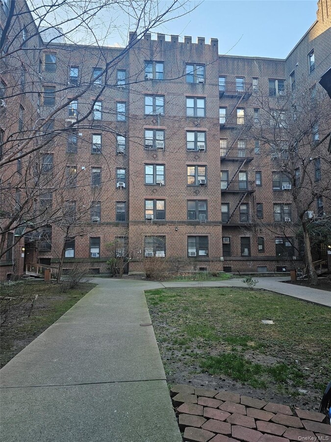 Photo - 42-20 Kissena Blvd Unidad D2