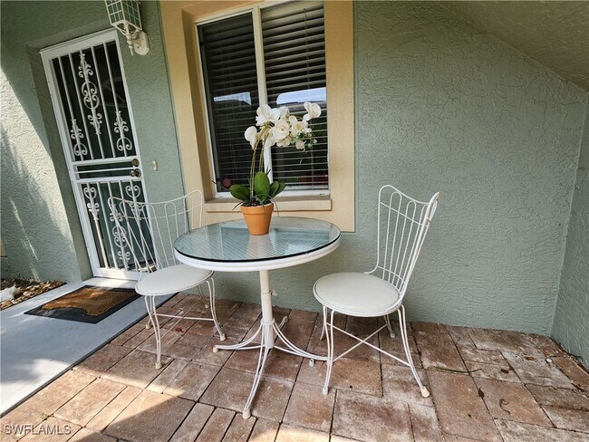 Photo - 840 New Waterford Dr Unidad O-103