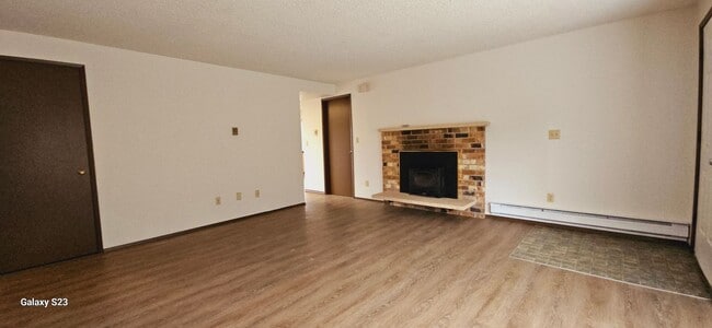 Photo - Puyallup 2bed/1.5 bath Duplex
