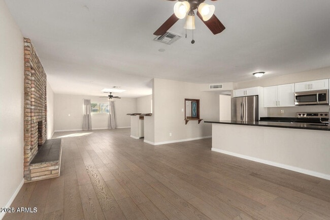 Photo - 1874 E Geneva Dr