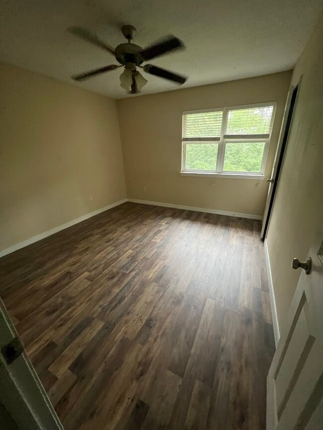 Photo - 1625 Martin Bluff Rd