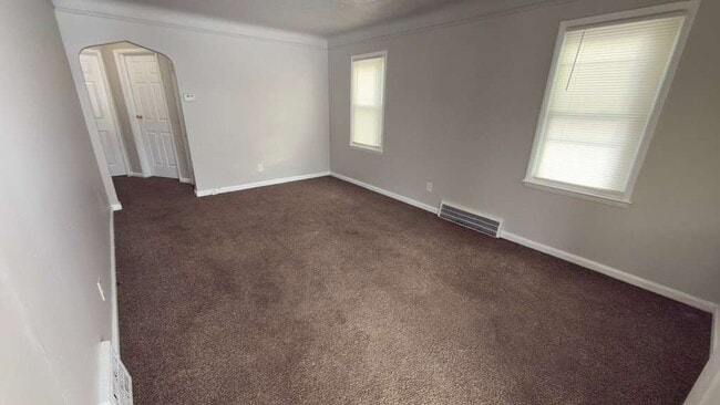 Photo - 20122 Manor St