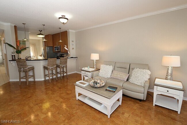 Photo - 7058 Barrington Cir Unidad 102