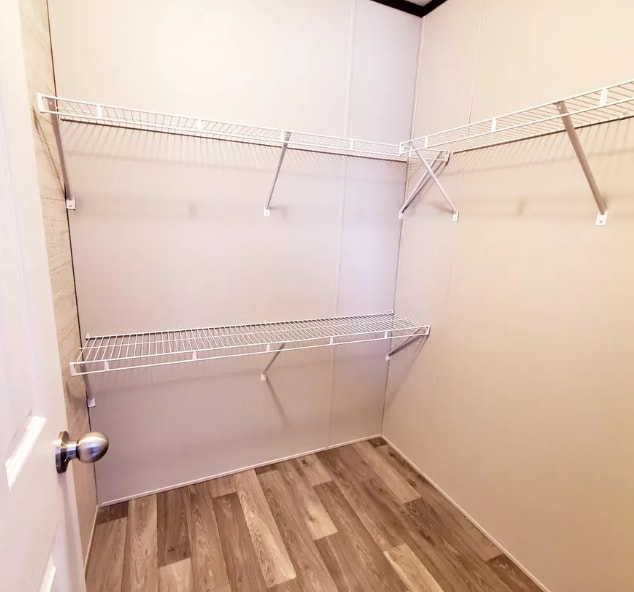 Photo - 7028 Bayview Dr