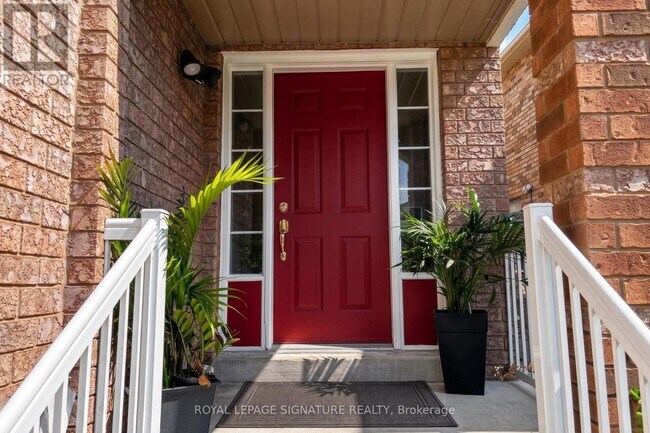 Photo - 27 Roadmaster Ln