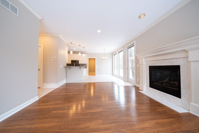 Photo - 3290 N Shore Dr