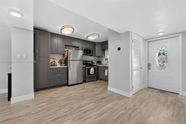 Photo - 681 S Hollybrook Dr Unit 310