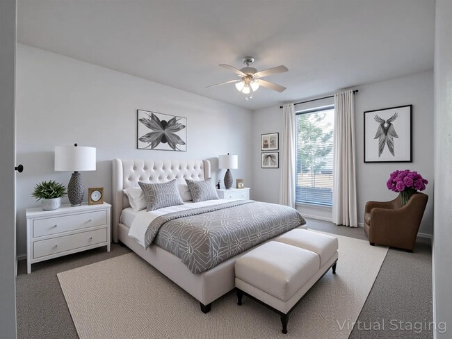 Photo - 4645 Wild Indigo St Unidad 382