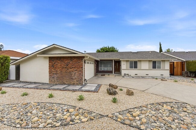 Photo - Move-In Ready Blossom Hill Gem – New Bathrooms and many upgrades!