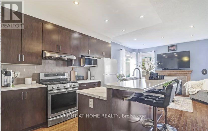 Photo - 2477 Regatta Ave