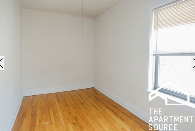 Photo - 2612 W Gunnison St Unit 3