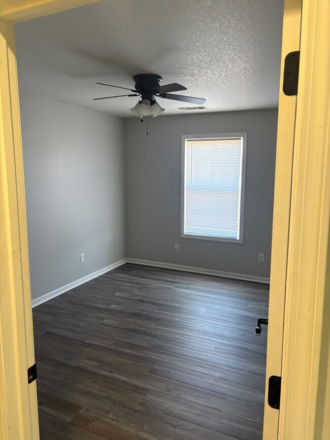 Photo - 152 Perseverance Dr Unit 1