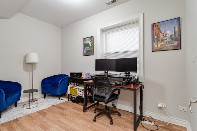 Photo - 3047 N Clybourn Ave Unit 1