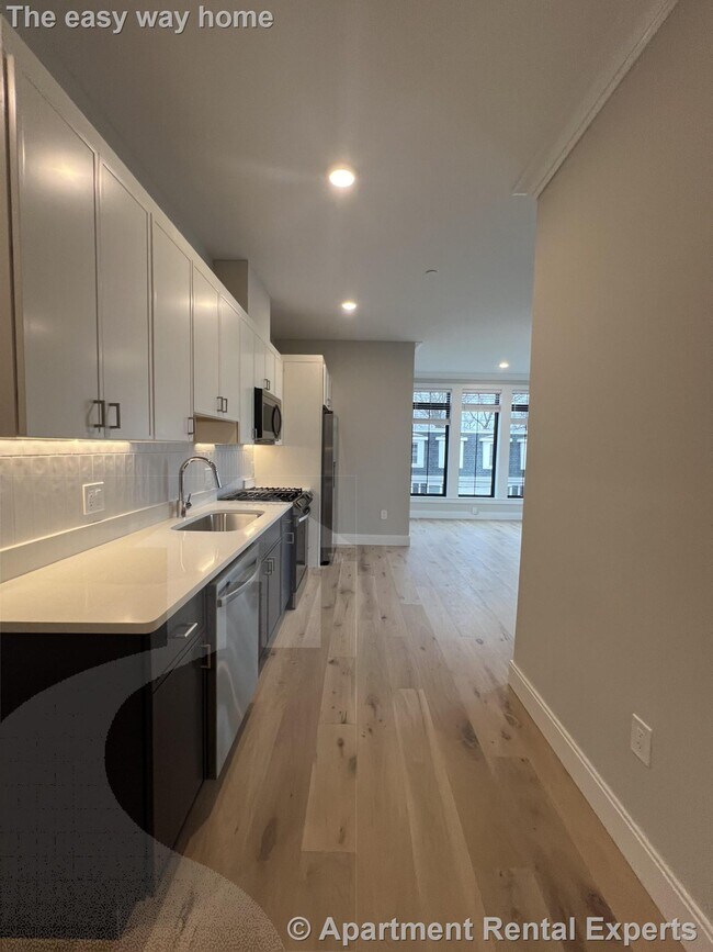 157 Everett St Unit 302