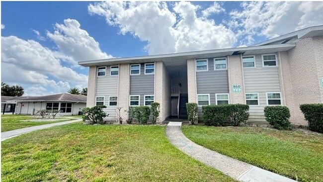 Building Photo - 860 Sky Lake Cir Unit c412